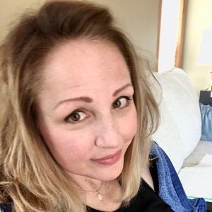 Meet your Posher, Kristin